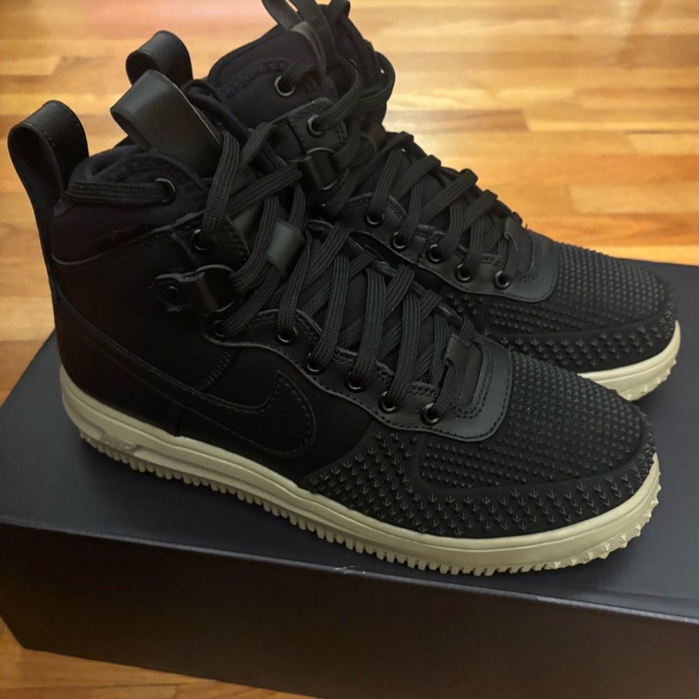 NEW⭐️Nike Lunar Force 1 Winterized Waterproof Duckboots [Men Size 8.5/Women 10]